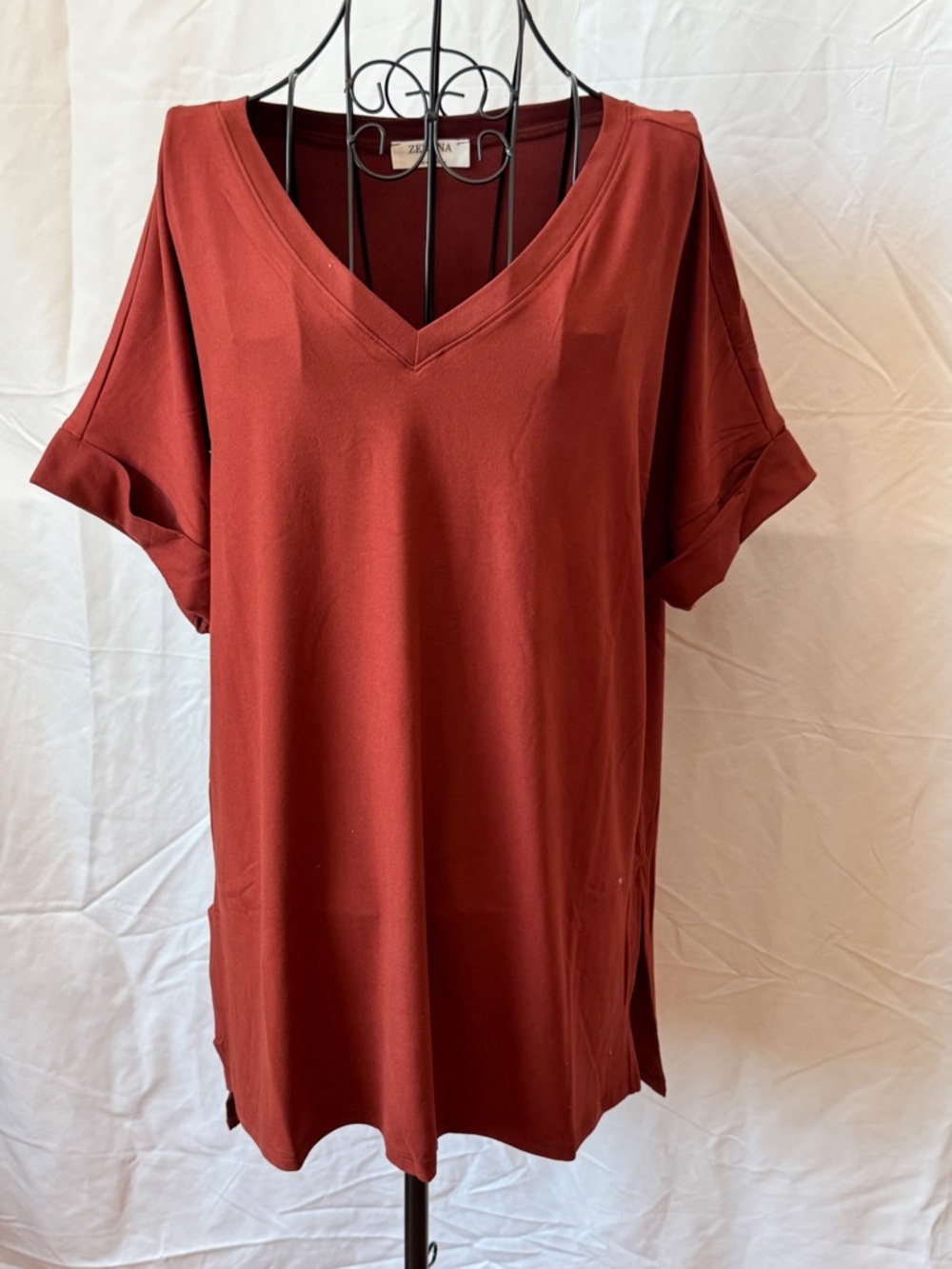 468 - Zenana Outfitters V-Neck Short Sleeve Tunic in Rust